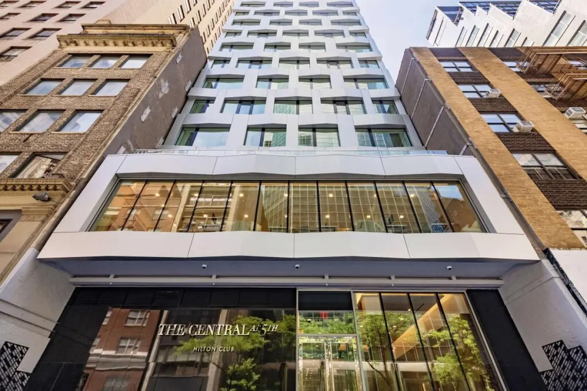 Hilton Club The Central at 5th New York – Affordable hotel in New York