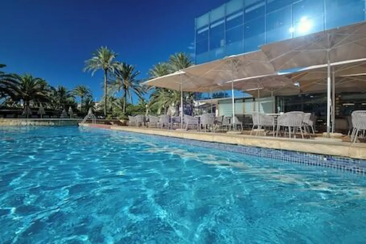 Grupotel Taurus Park – Affordable hotel in Palma de Mallorca