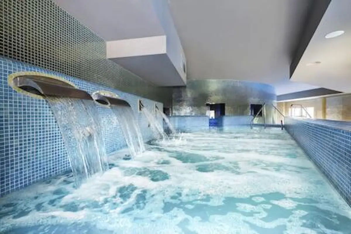 Salles Hotel Marina Portals – Affordable hotel in Calvia