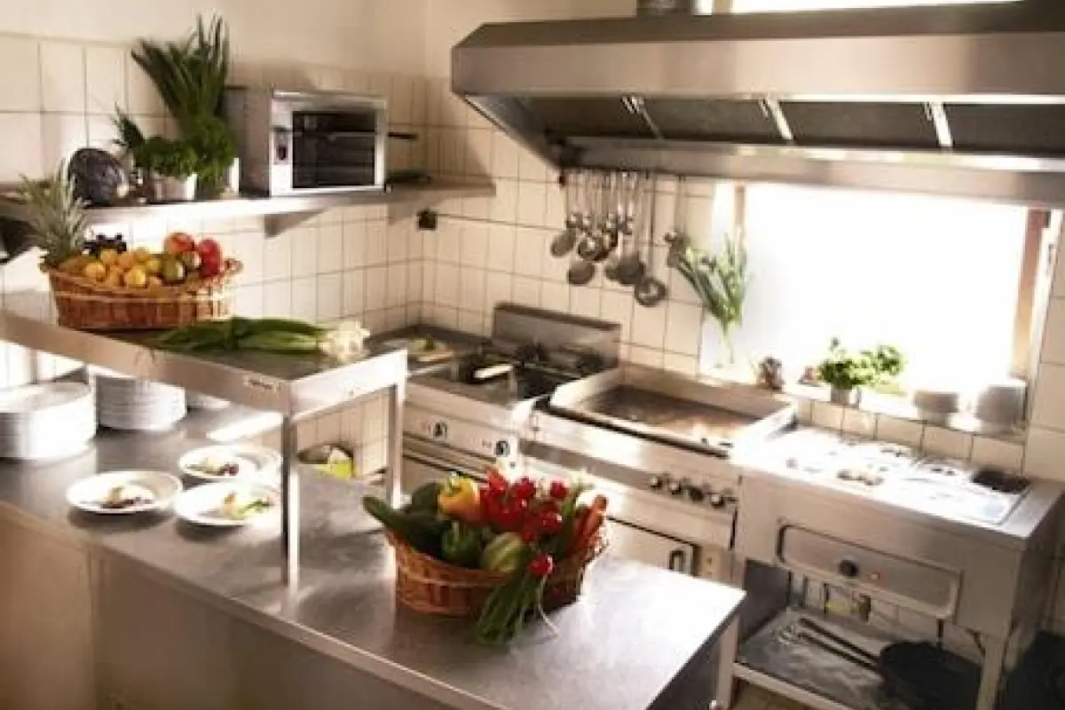 Alter Krug Kallinchen – Affordable hotel in Zossen