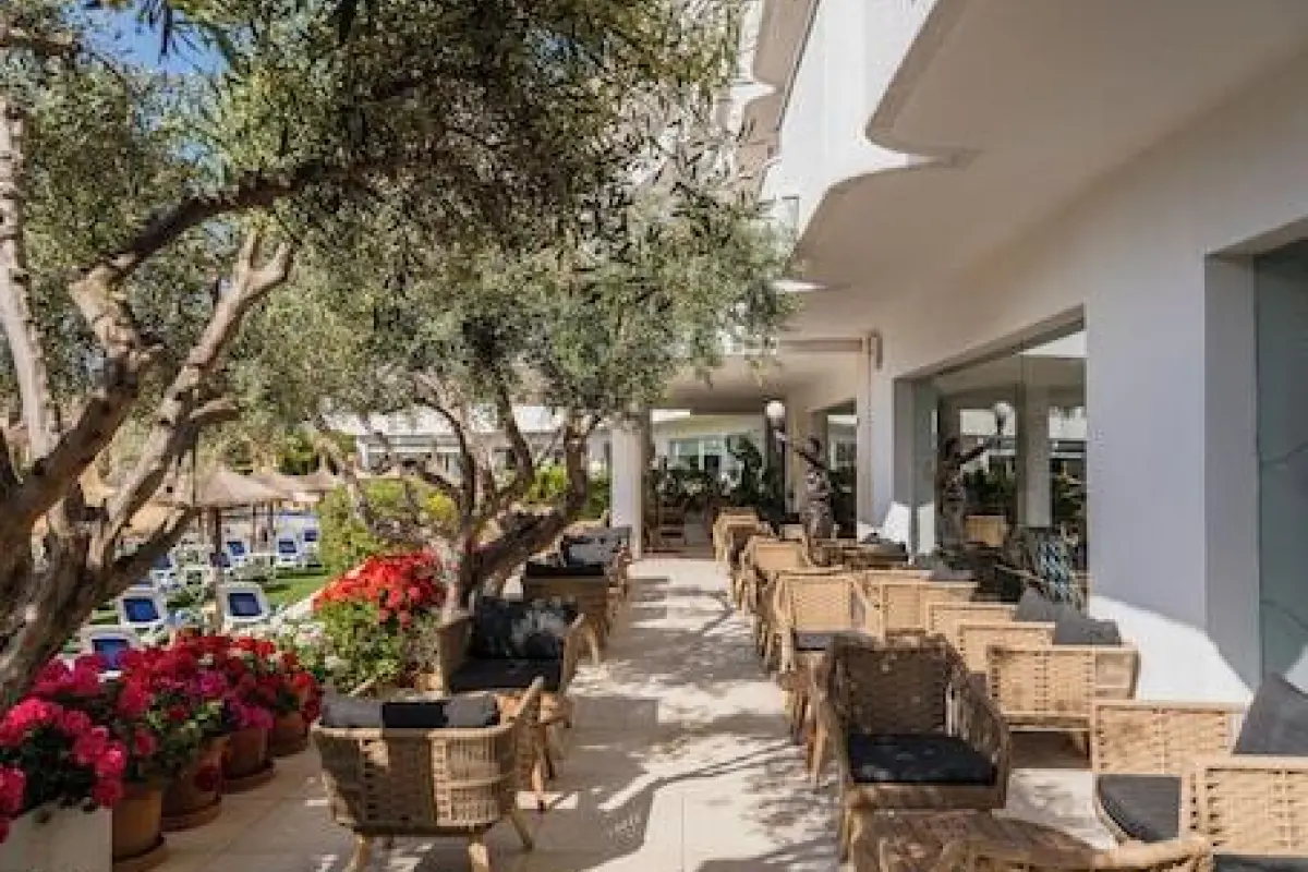 Grupotel Maritimo – Affordable hotel in Alcúdia