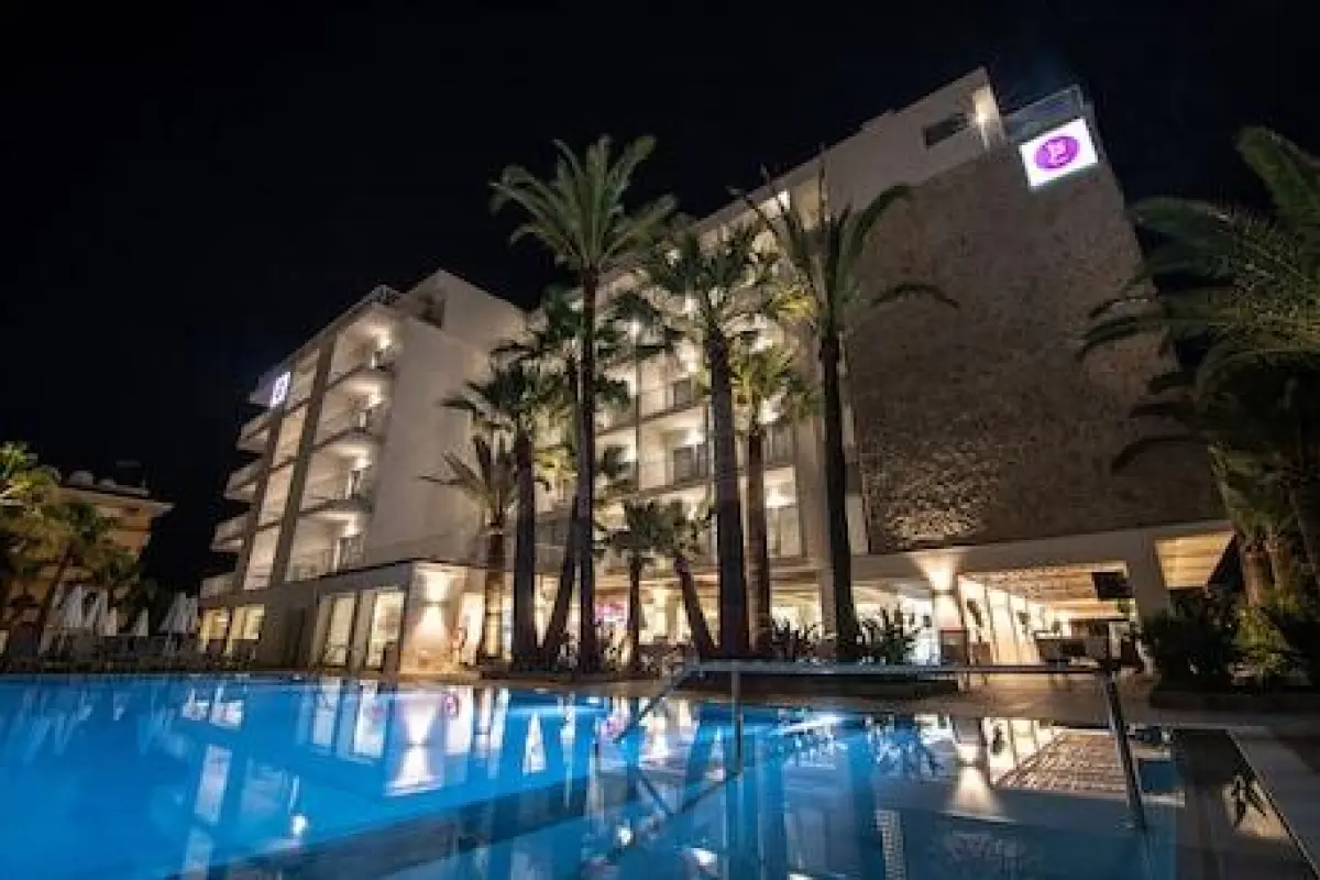 Hotel JS Yate – Affordable hotel in Santa Margalida