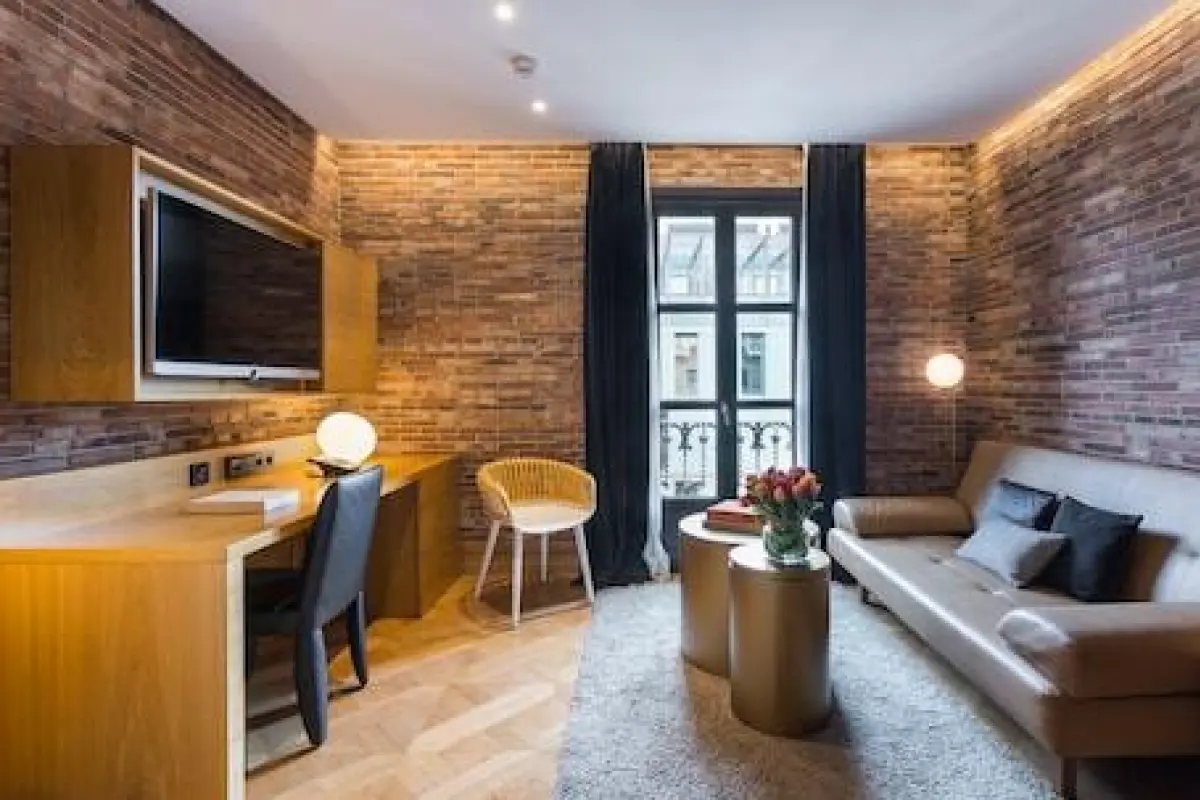 Monument Hotel – Affordable hotel in Barcelona