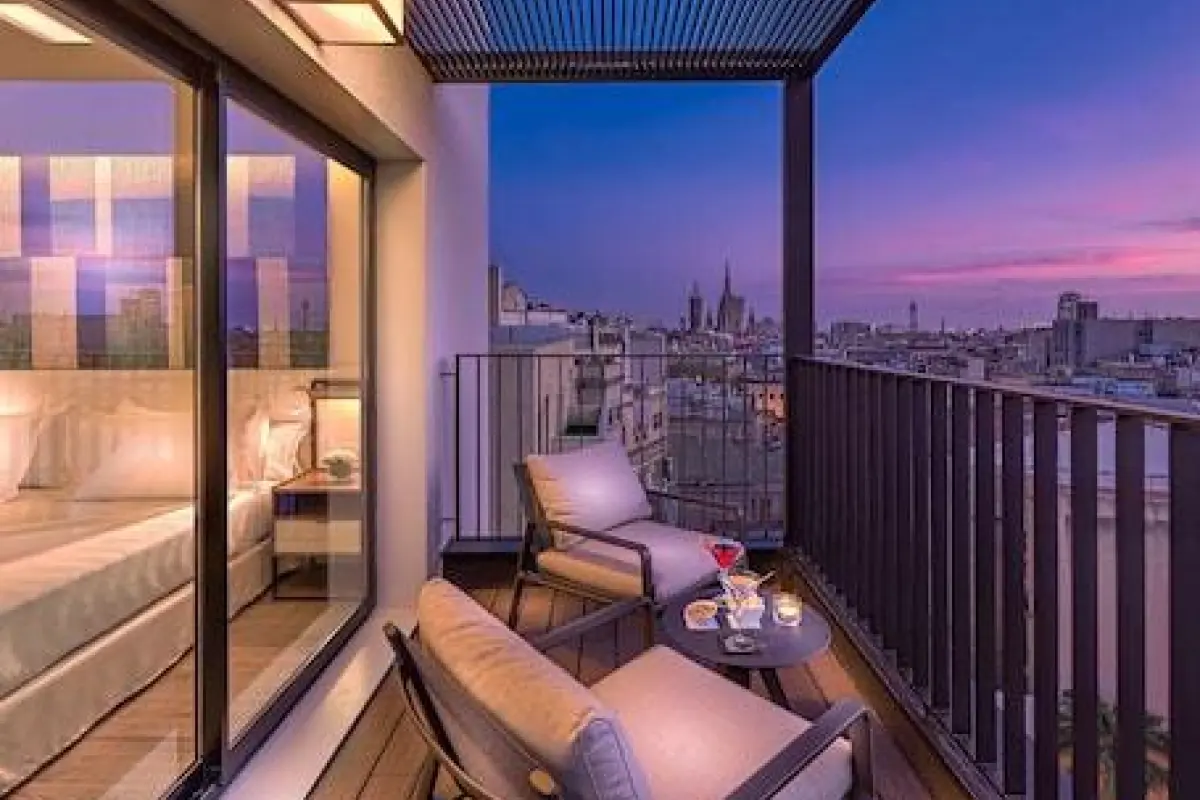 H10 Cubik – Affordable hotel in Barcelona