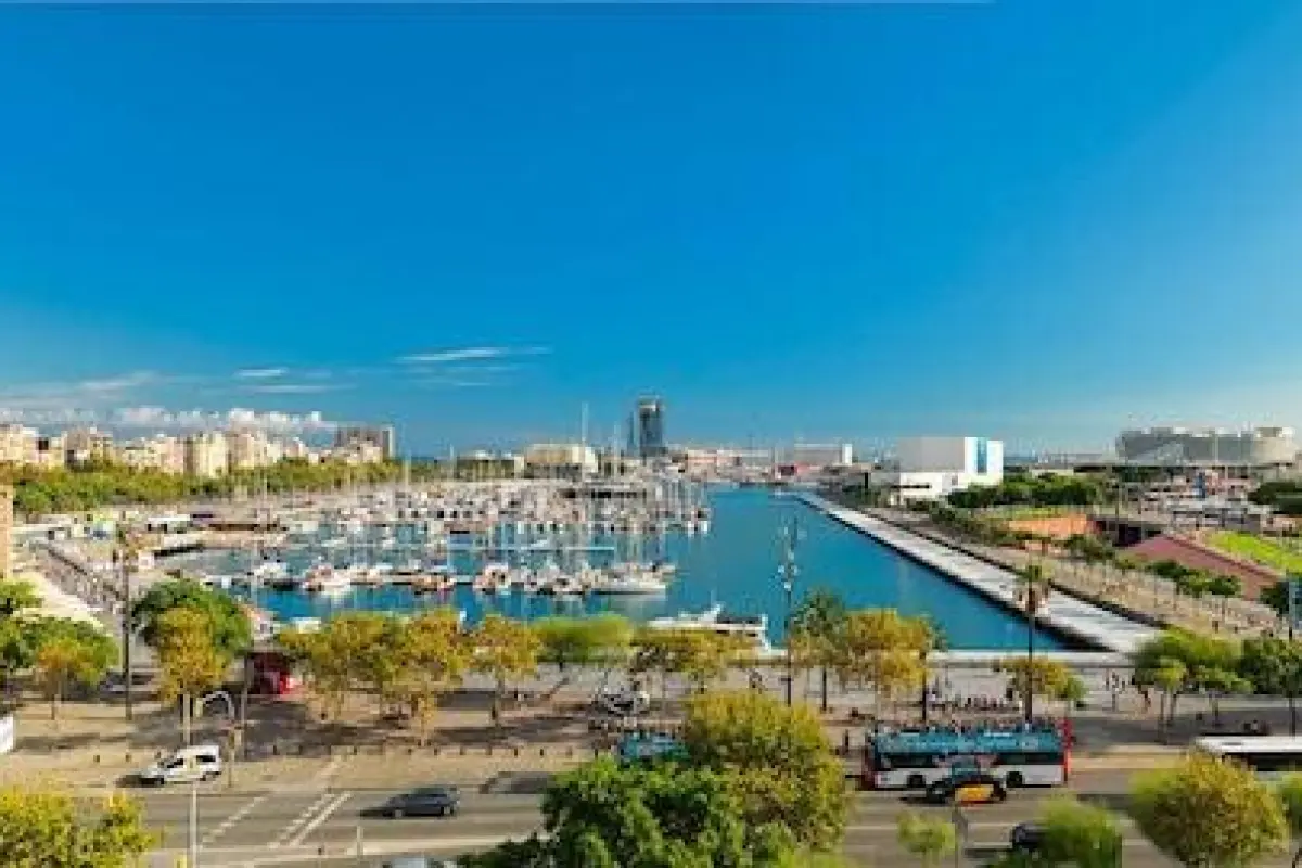H10 Port Vell – Affordable hotel in Barcelona