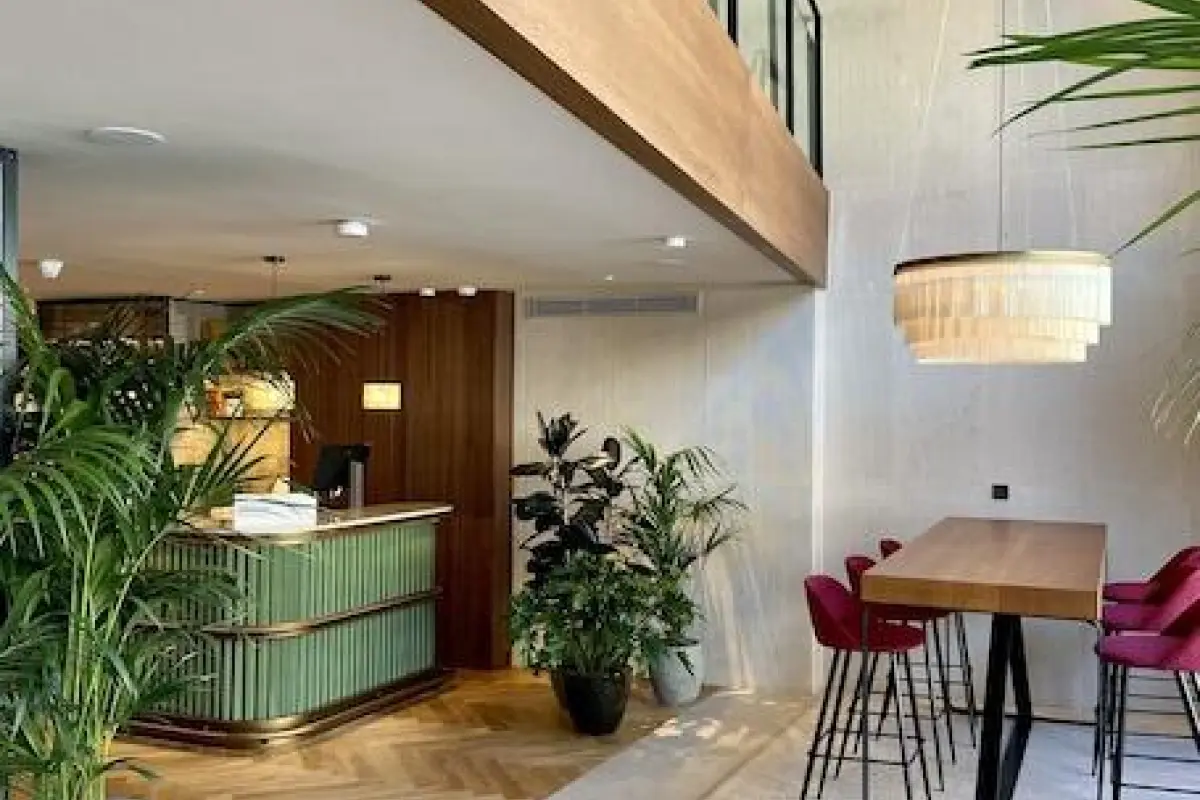 Via Sants Hotel Barcelona, Tapestry Collection by Hilton – Affordable hotel in Barcelona