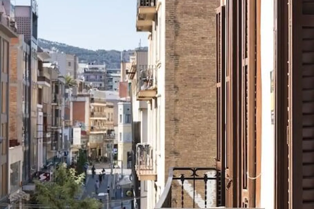 Caliu Apartments Barcelona - Camp Nou – Affordable hotel in L'Hospitalet de Llobregat