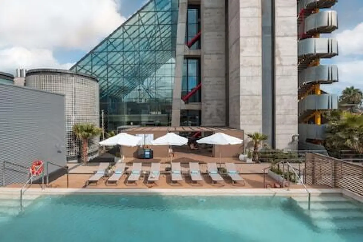 Hyatt Regency Barcelona Tower – Affordable hotel in L'Hospitalet de Llobregat