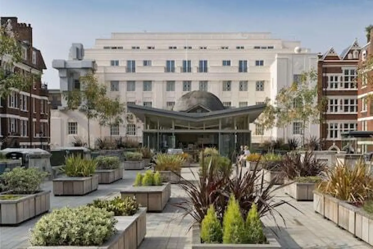 The Beaumont Mayfair – Affordable hotel in London