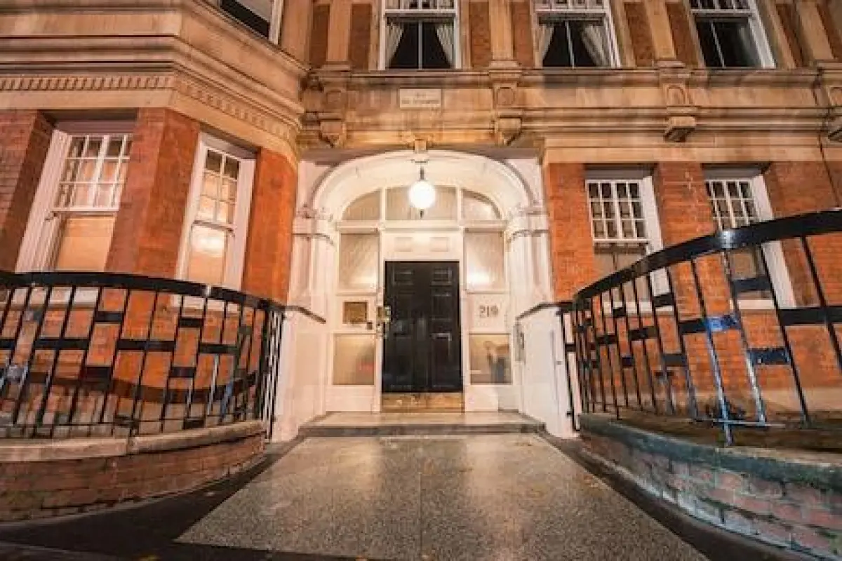 No 1 The Mansion Apartments by Mansley – Affordable hotel in London