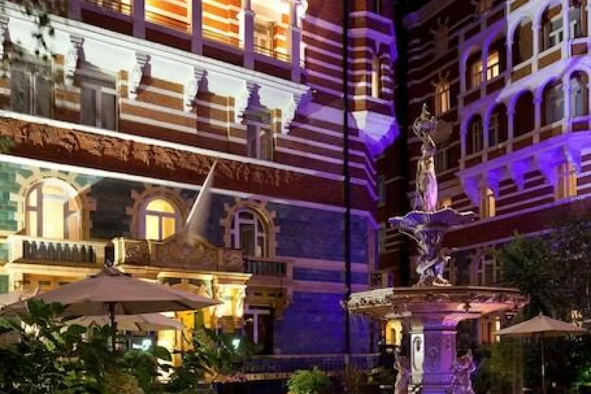 St. James' Court, A Taj Hotel, London – Affordable hotel in London
