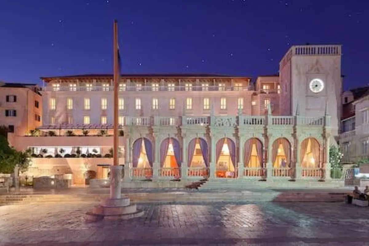 Palace Elisabeth Hvar Hotel  – Affordable hotel in Hvar