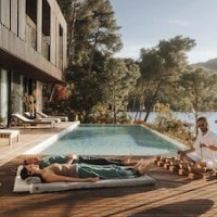 Maslina Resort – Affordable hotel in Stari Grad