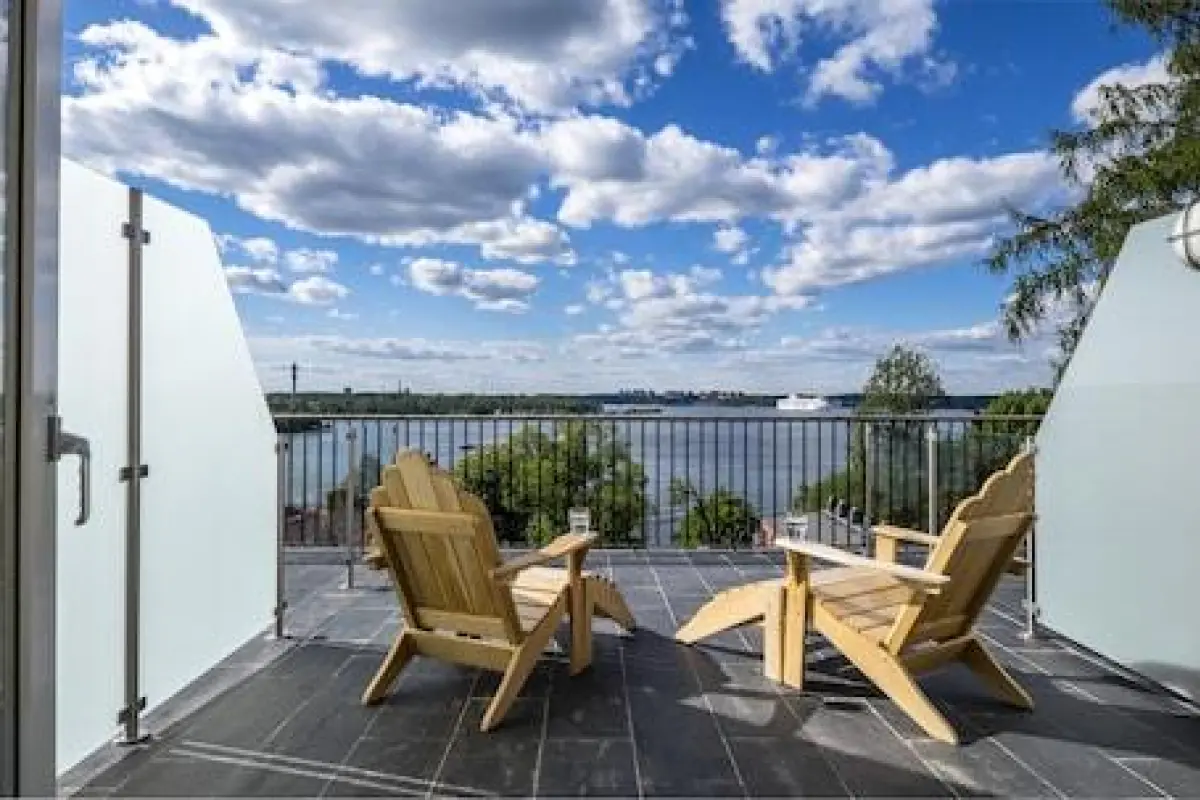 Hotel J, Stockholm, a Member of Design Hotels – Affordable hotel in Nacka