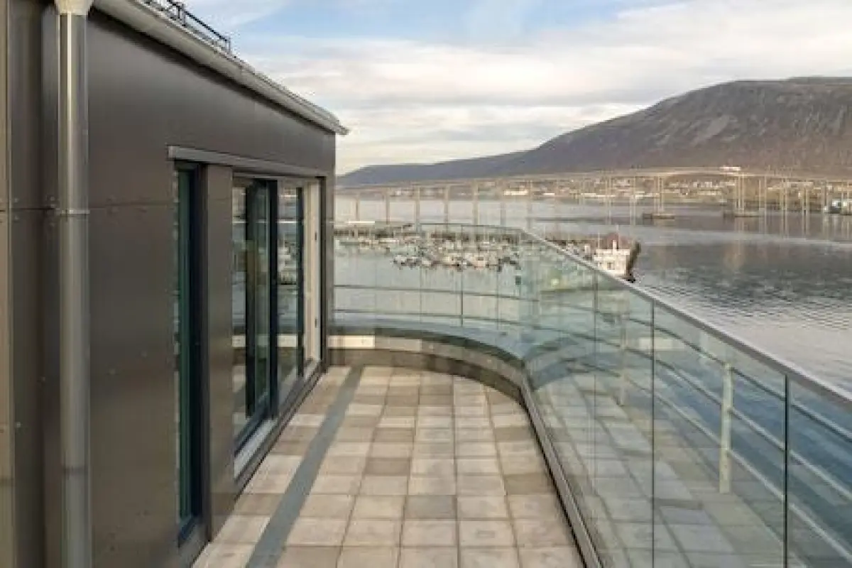 Scandic Ishavshotel – Affordable hotel in Tromsø