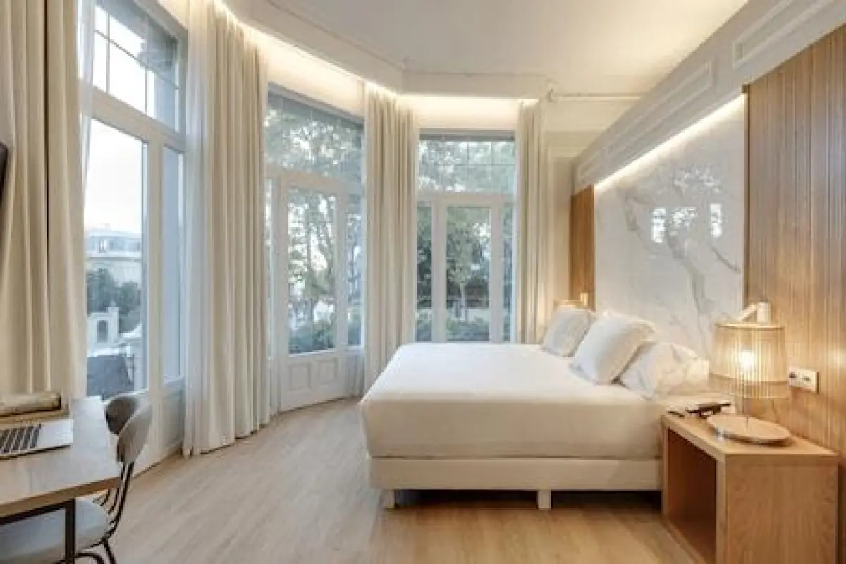 Hotel Boutique Mirlo Barcelona – Affordable hotel in Barcelona