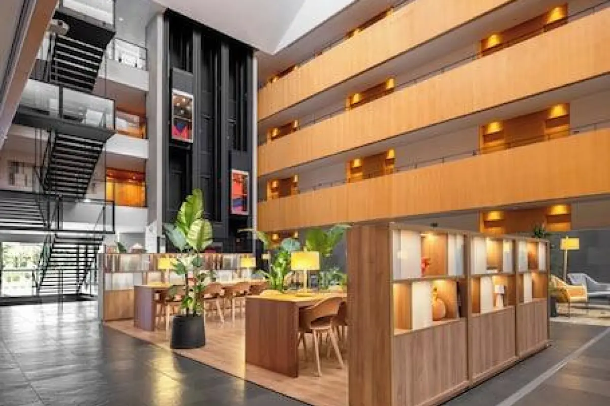 INNSiDE by Meliá Barcelona Aeropuerto – Affordable hotel in El Prat de Llobregat