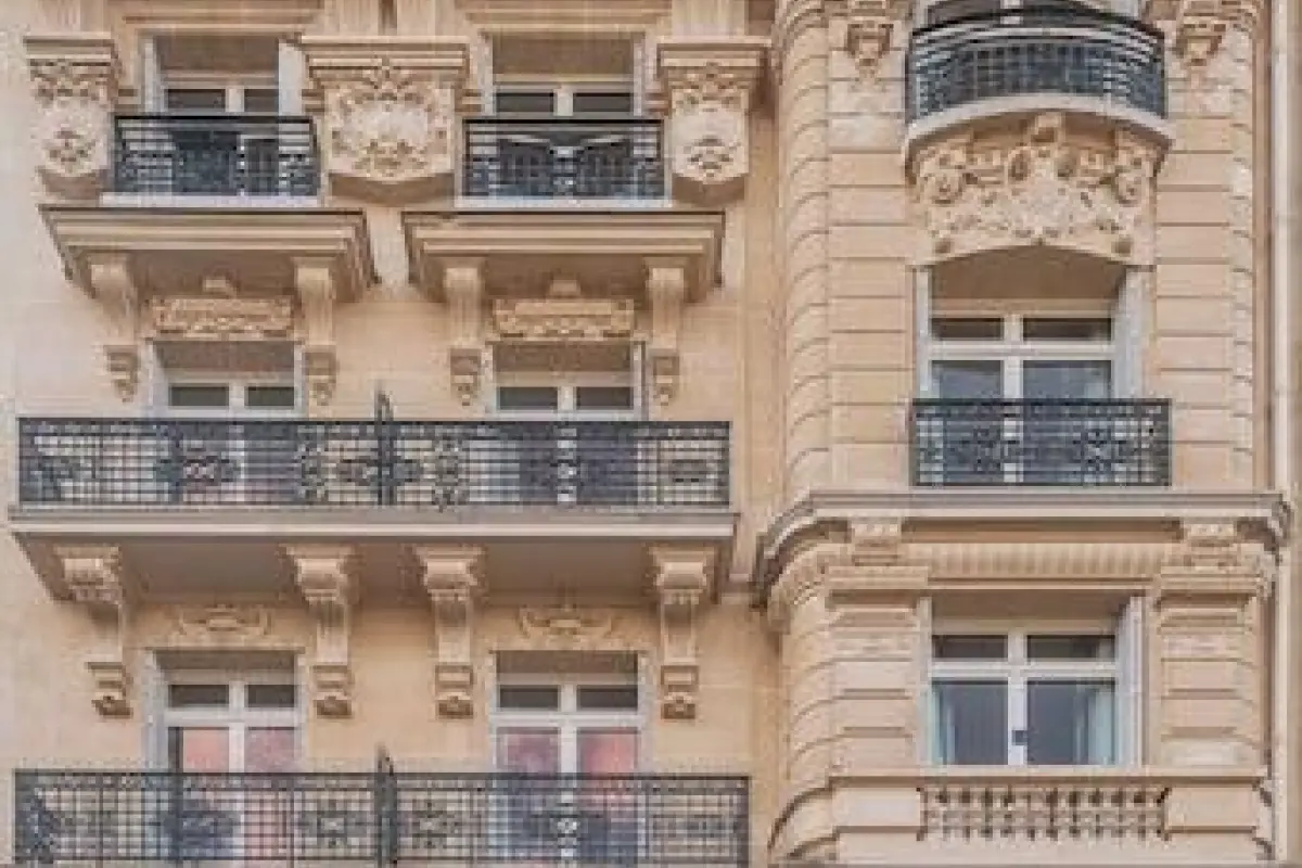 Miss Fuller – Affordable hotel in Paris