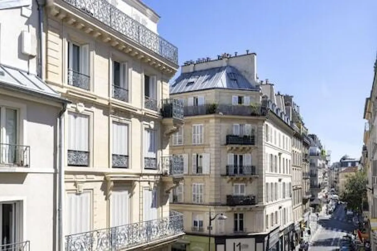 Hôtel Fior d’Aliza – Affordable hotel in Paris