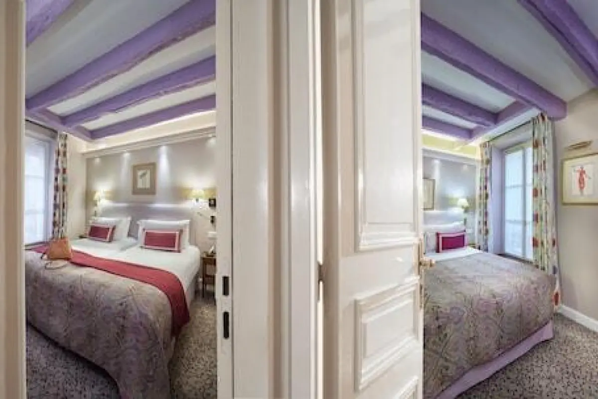 Le Relais Montmartre – Affordable hotel in Paris