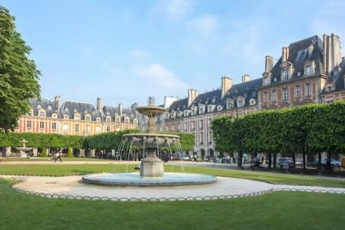 Les Tournelles – Affordable hotel in Paris