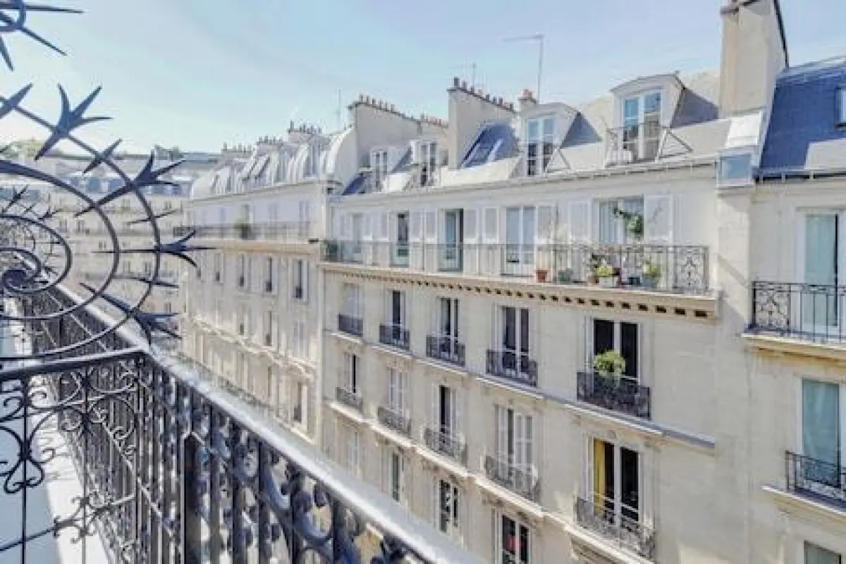 Hotel Balmoral – Affordable hotel in Paris