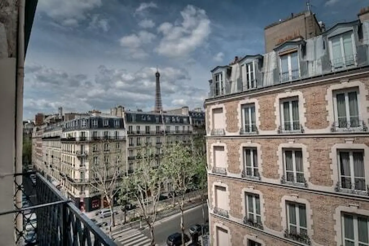  Relais Bosquet by Malone – Affordable hotel in Paris