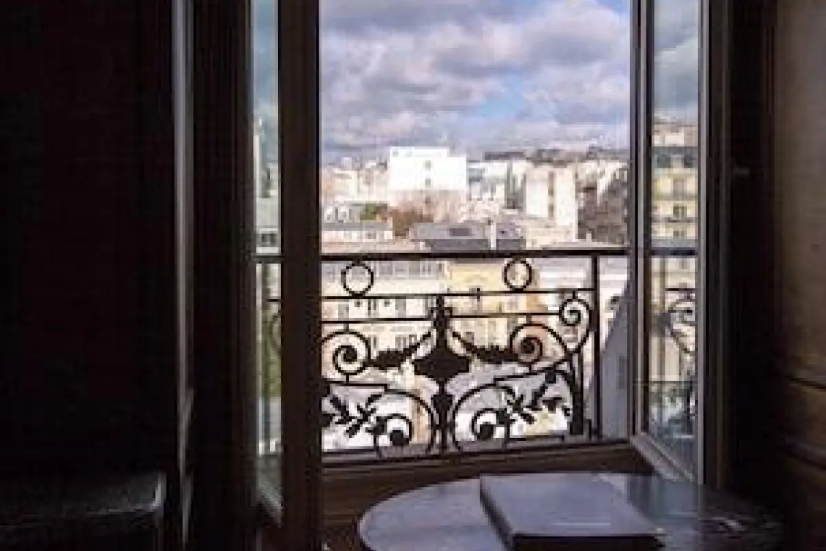 Hotel Langlois – Affordable hotel in Paris