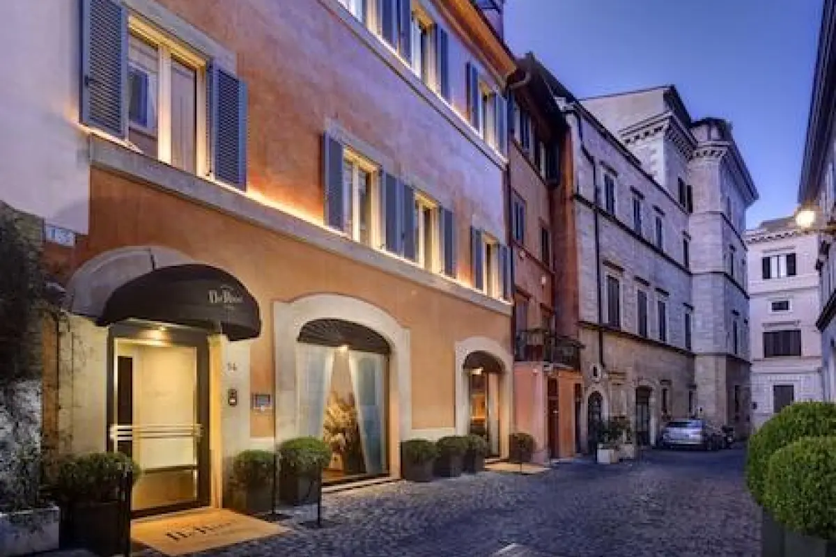Hotel De' Ricci - Small Luxury Hotels of The World – Affordable hotel in Rome
