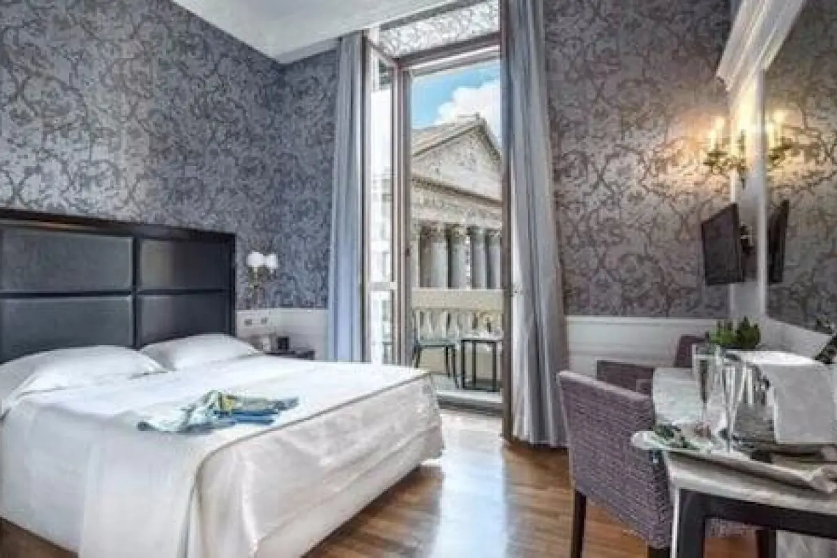 Albergo Del Senato – Affordable hotel in Rome
