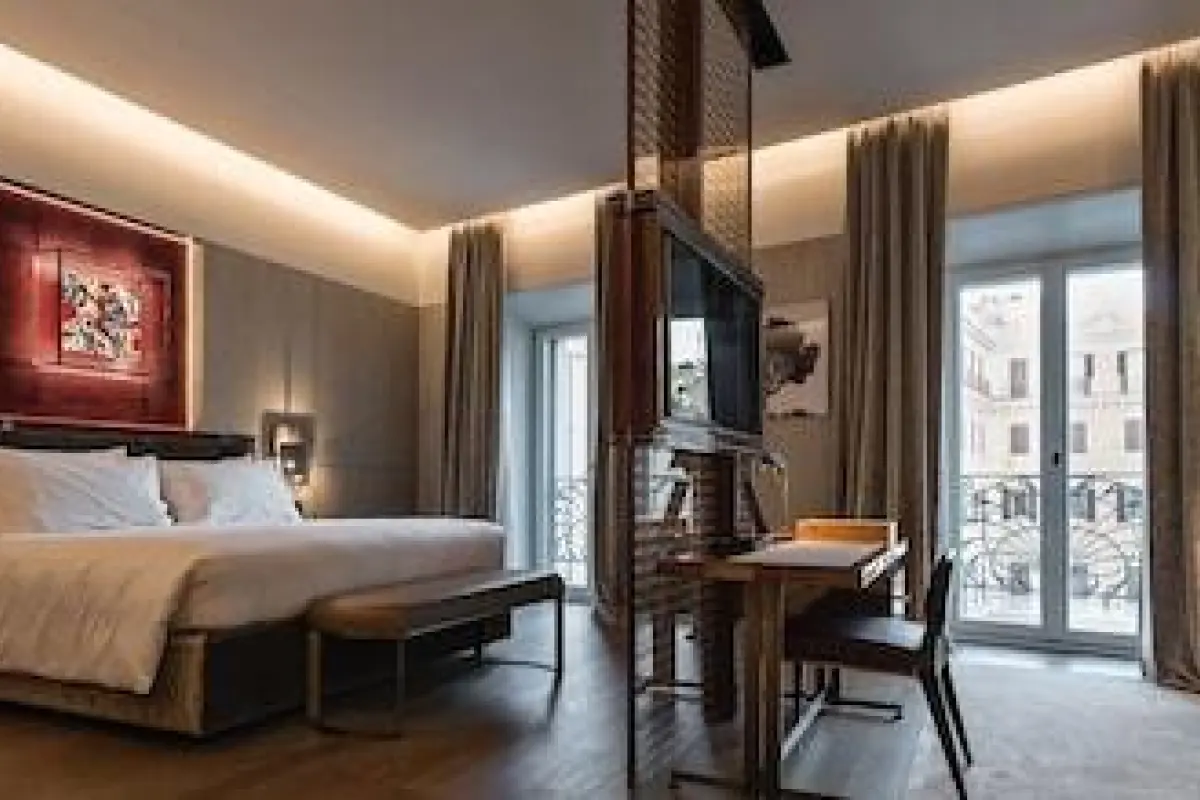 Fendi Private Suites – Affordable hotel in Rome