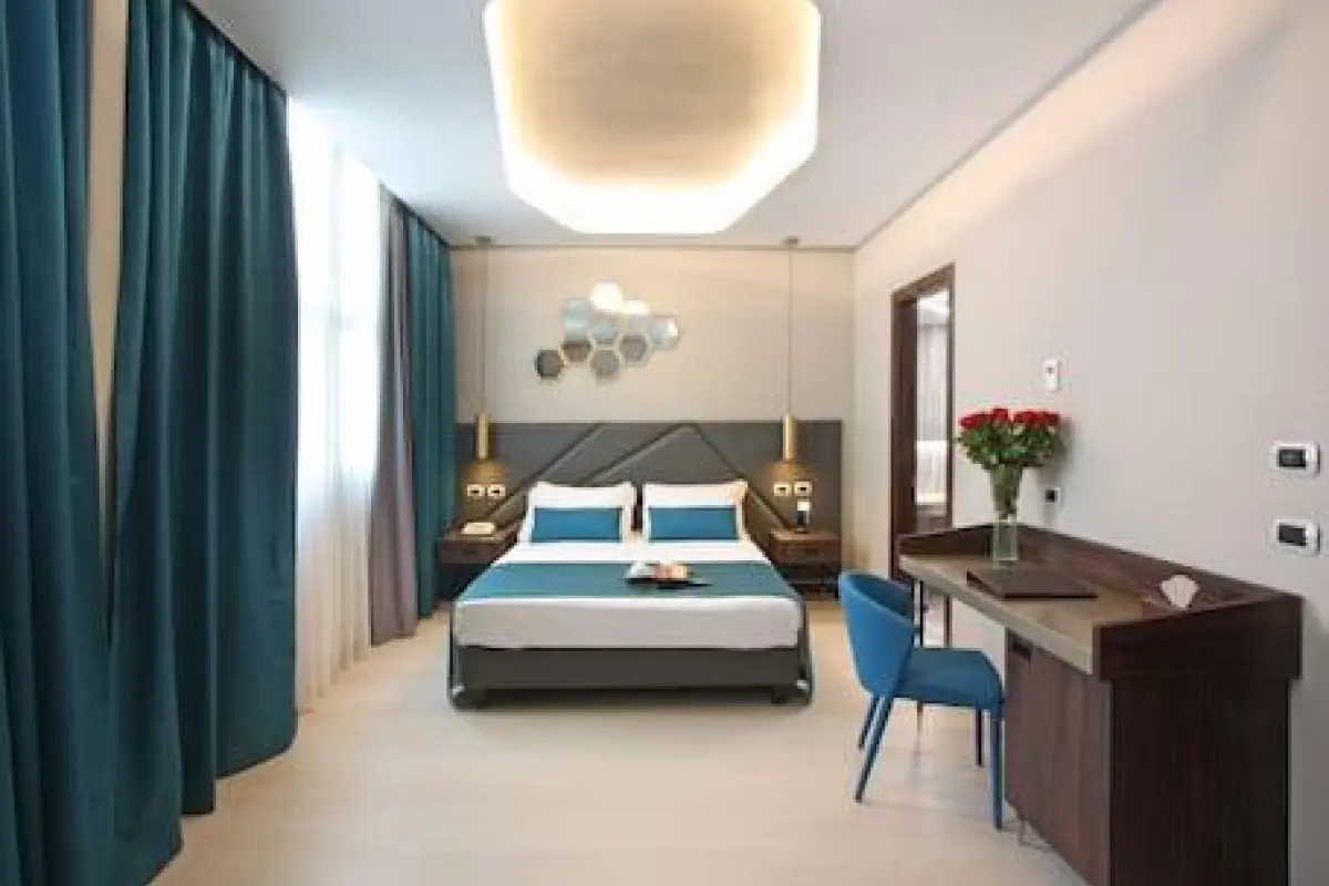 The Hive Hotel – Affordable hotel in Rome