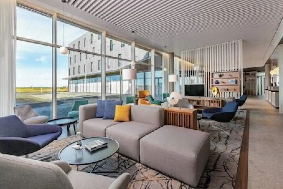 Courtyard by Marriott Reykjavik Keflavik Airport – Affordable hotel in Reykjanesbær