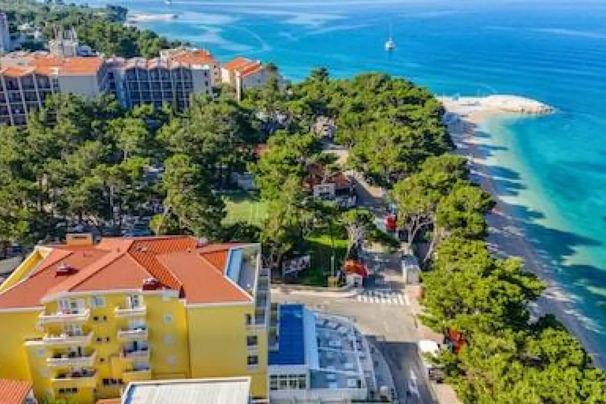 Hotel Bacchus – Affordable hotel in Baska Voda