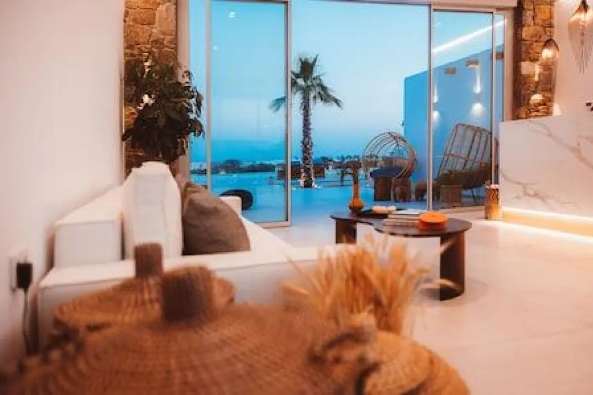 Adama Mykonos Boutique Hotel – Affordable hotel in Mykonos