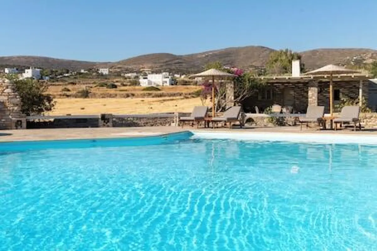 Swiss Home – Affordable hotel in Paros