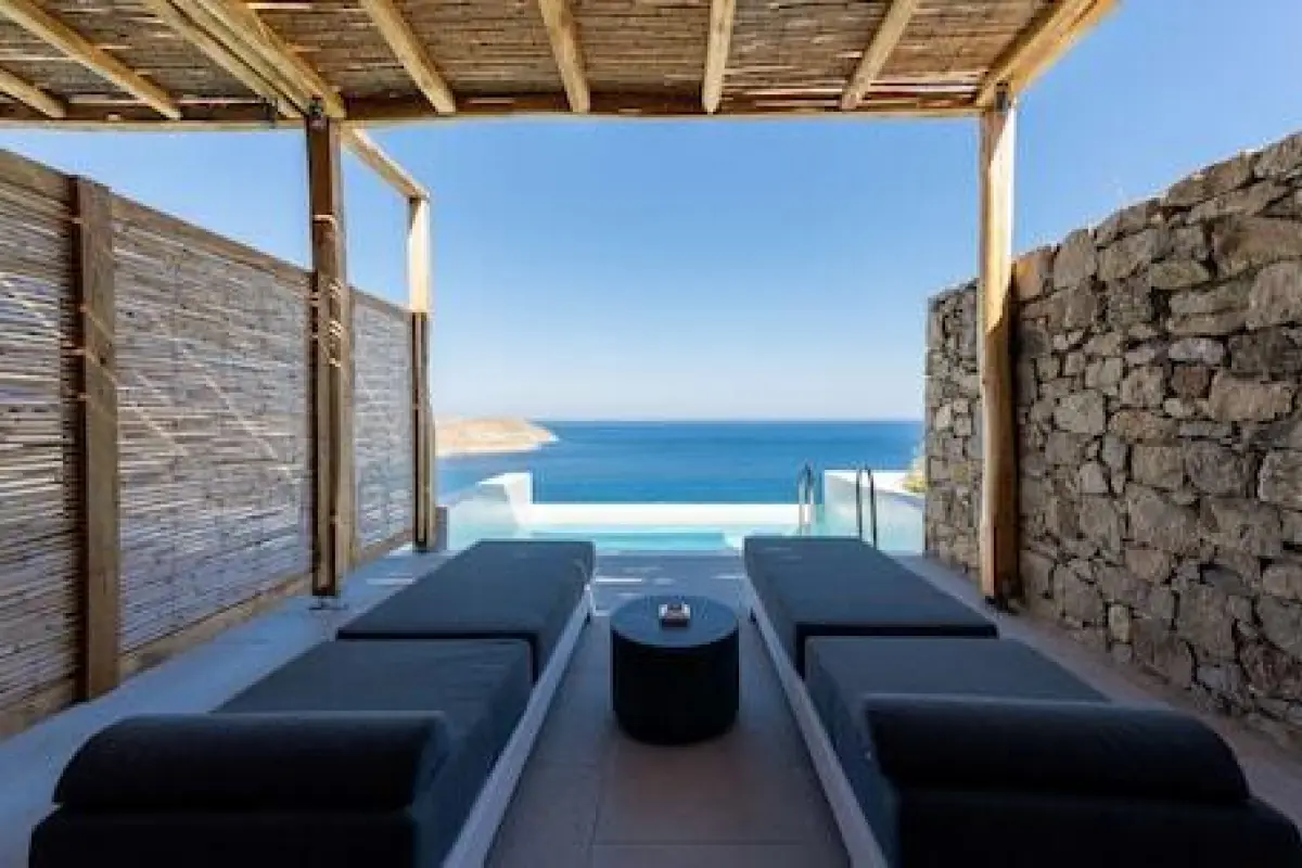 Radisson Blu Euphoria Resort, Mykonos – Affordable hotel in Mykonos