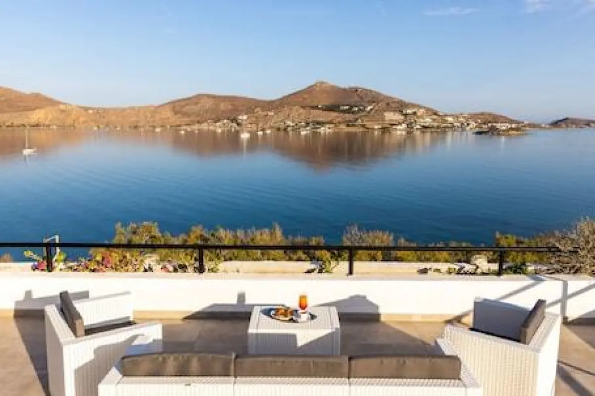 Hotel Hippocampus – Affordable hotel in Paros