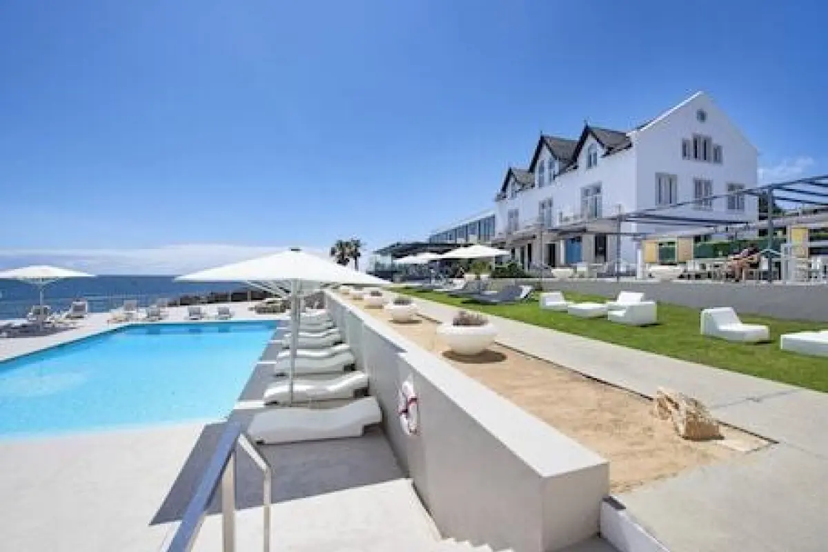 Farol Hotel – Affordable hotel in Cascais