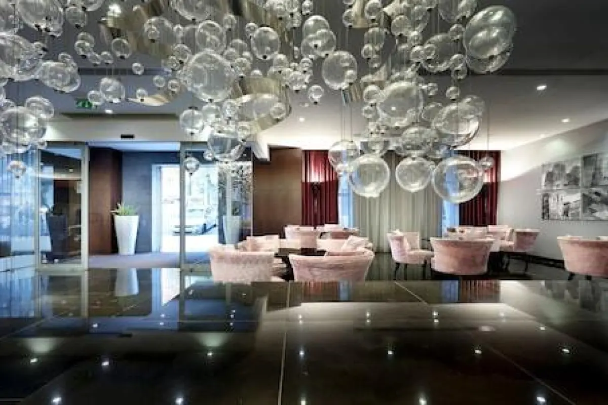 Eurostars Das Letras – Affordable hotel in Lisbon