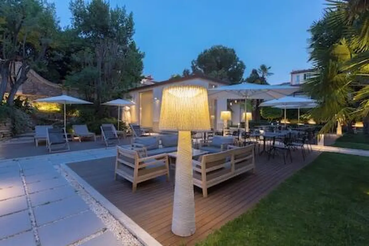 Palazzo Castri 1874 Spa & Garden – Affordable hotel in Florence