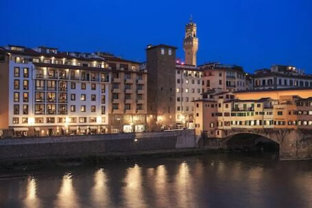 Portrait Firenze - Lungarno Collection – Affordable hotel in Florence