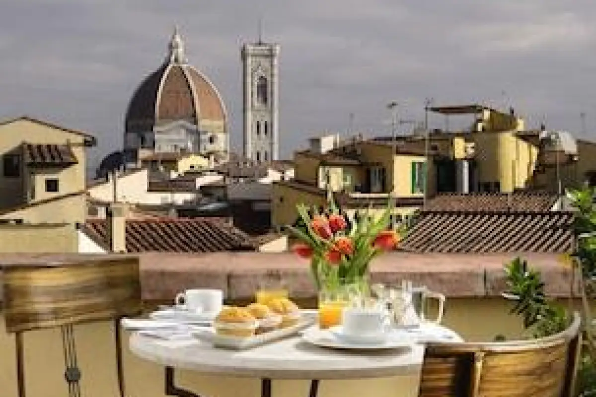 Hotel L'Orologio Firenze – Affordable hotel in Florence