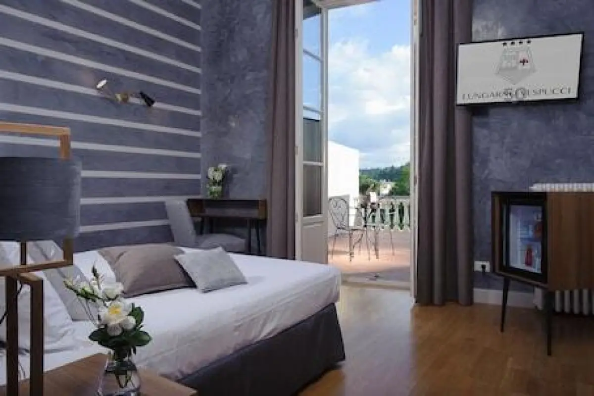Lungarno Vespucci 50 – Affordable hotel in Florence