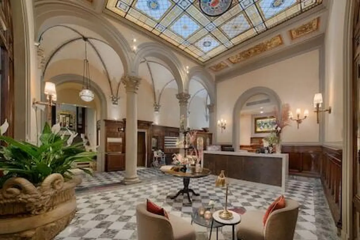 NH Collection Firenze Porta Rossa – Affordable hotel in Florence