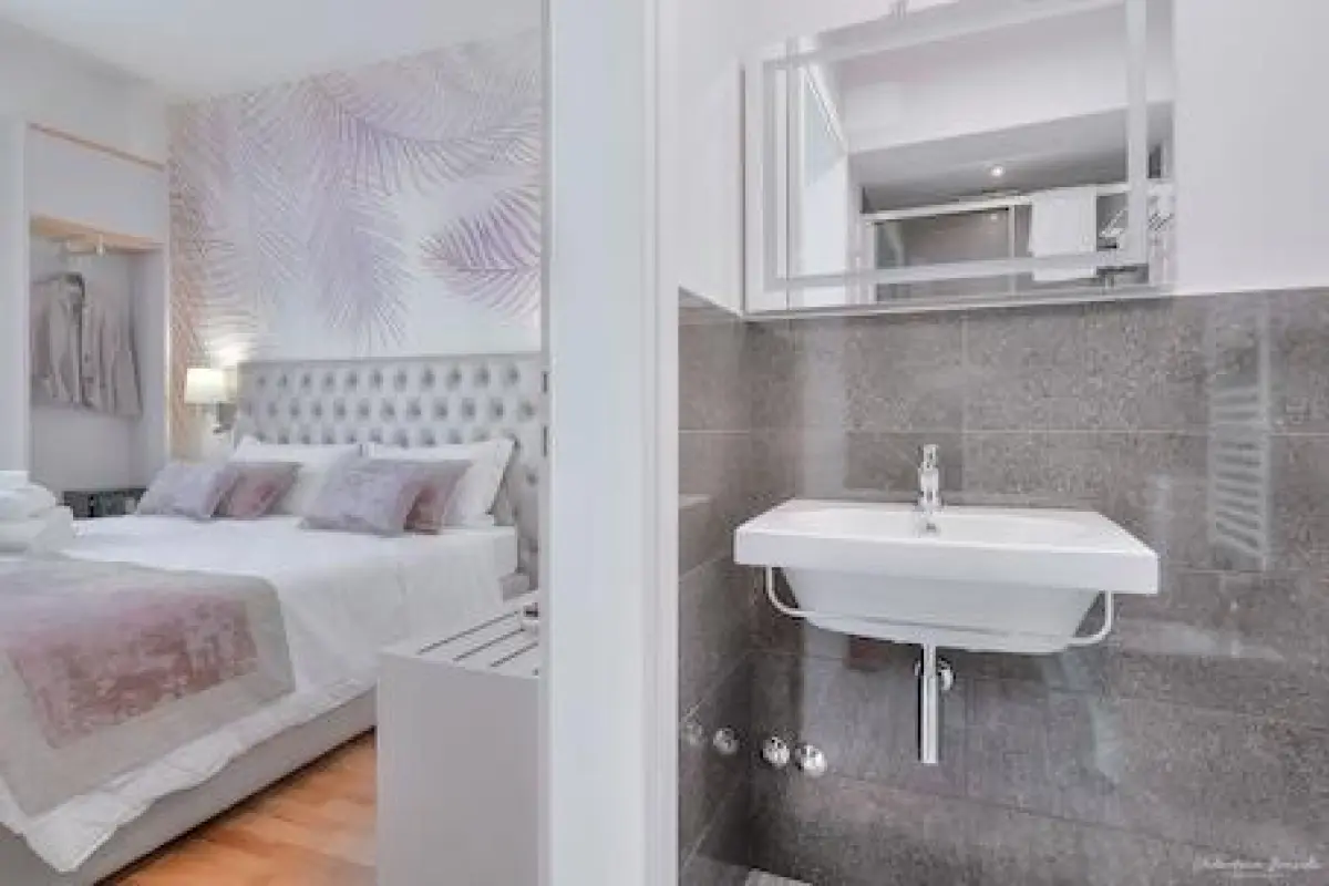 Hotel Cosmos – Affordable hotel in Florence