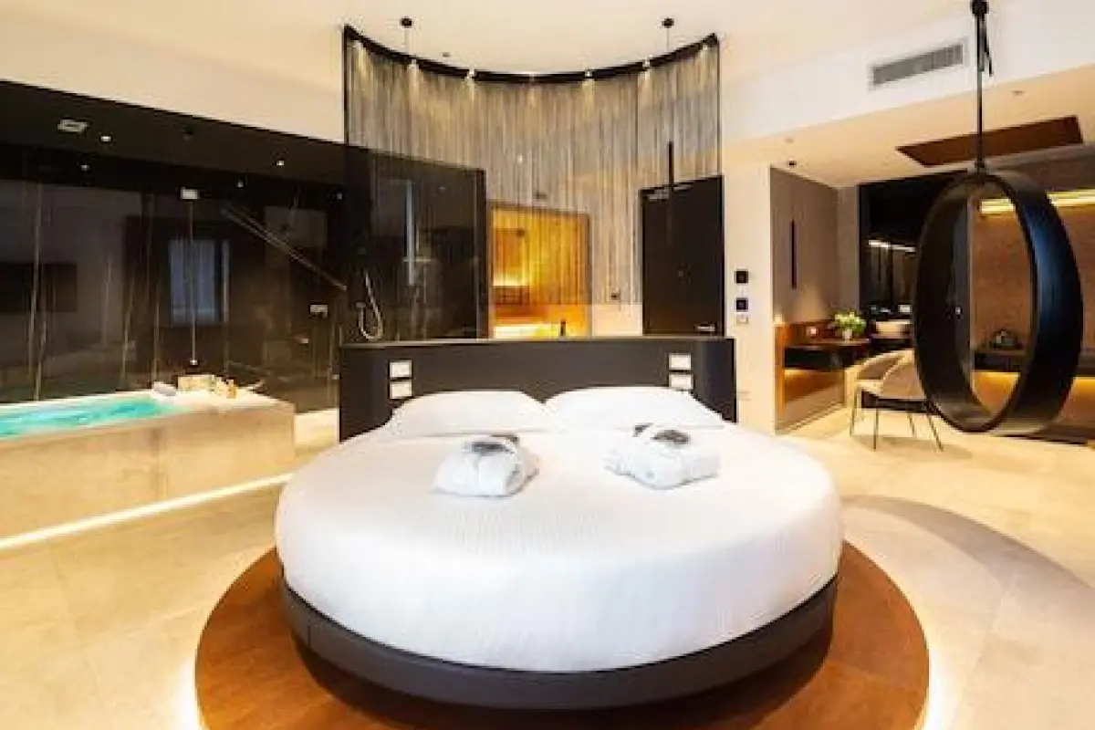 The Corner Duomo Hotel – Affordable hotel in Milan