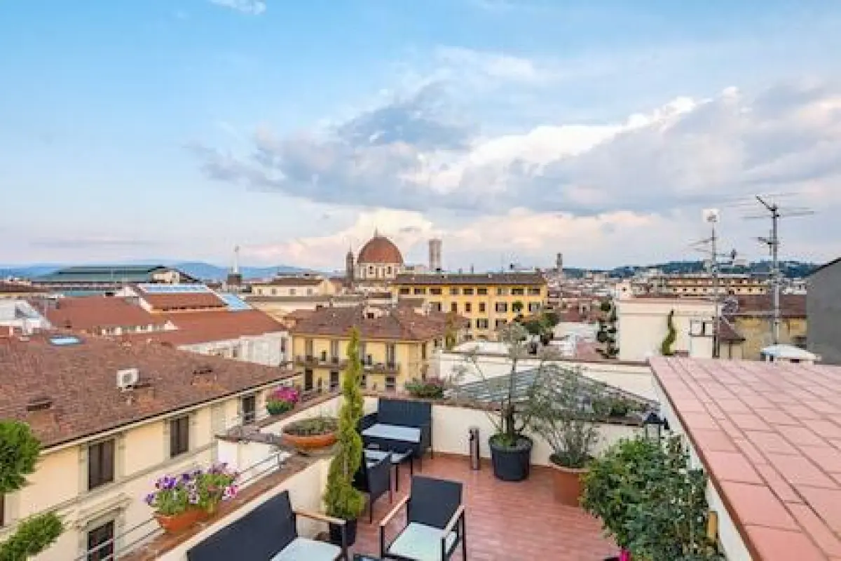 Hotel Bijou Roof Terrace – Affordable hotel in Florence