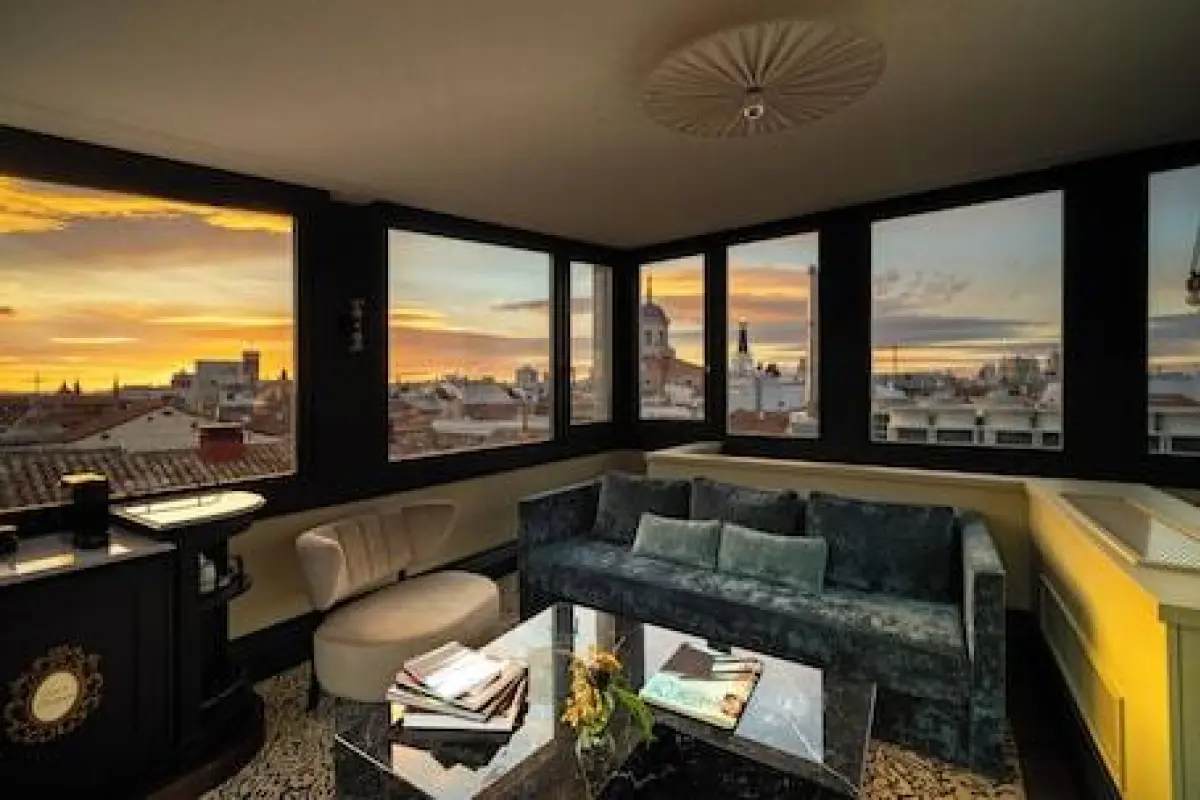 CoolRooms Palacio de Atocha – Affordable hotel in Madrid