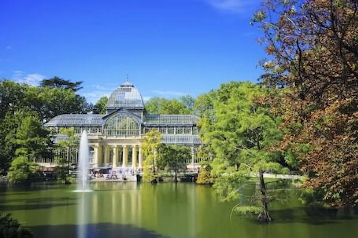 Crowne Plaza Madrid - Centre Retiro by IHG – Affordable hotel in Madrid
